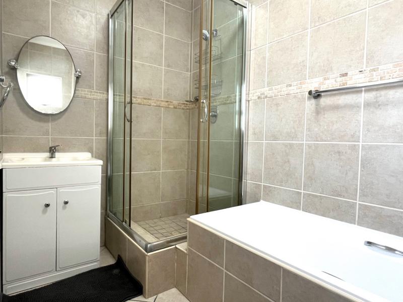 2 Bedroom Property for Sale in Reebok Western Cape